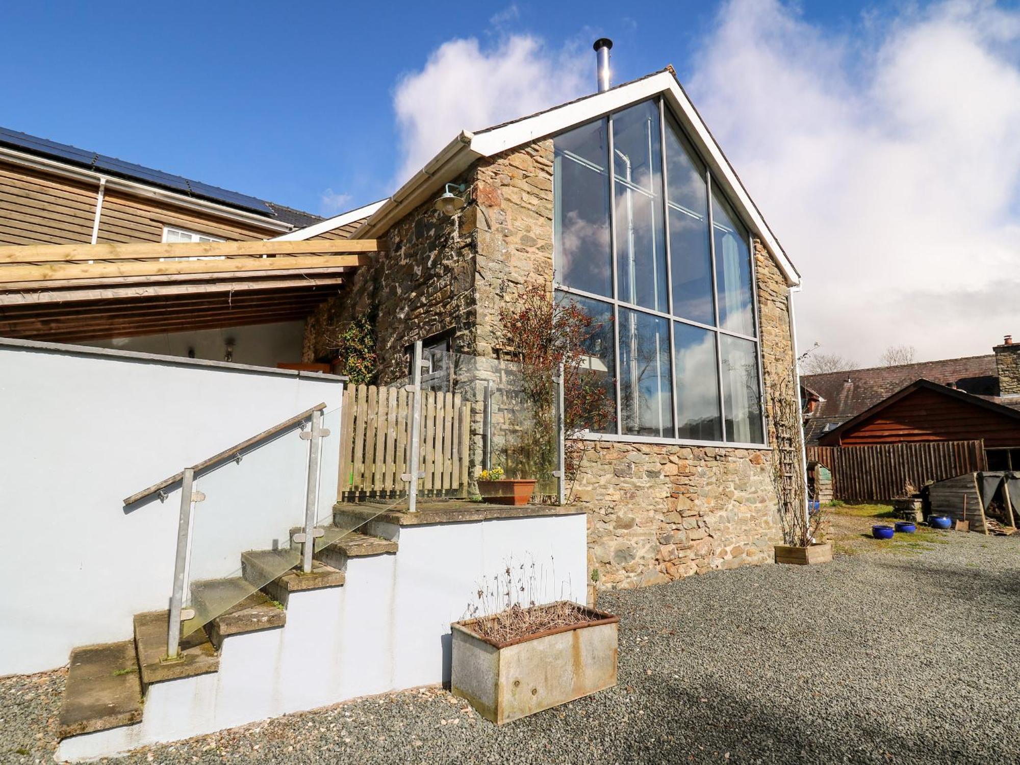 Villa The Barn At Glanoer à Bettws Disserth Extérieur photo